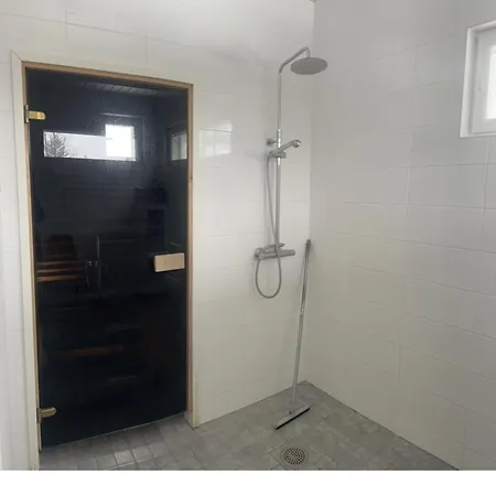 Lomamoekki 25 Km Turusta Feriehus